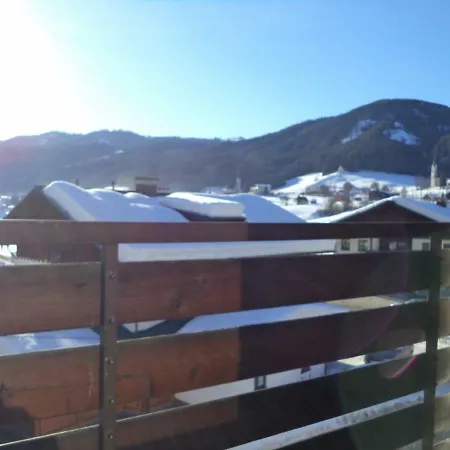 Garconniere Pachler شقة غوساو