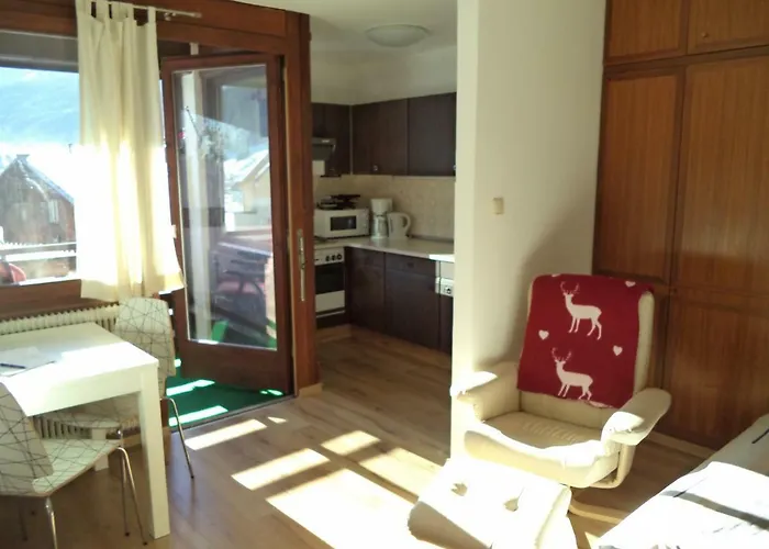 Garconniere Pachler *